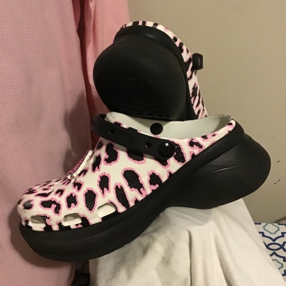 🔥Best offers, CROCS, Women’s size 10, new condition, see pictures, super clean - Picture 5 of 7